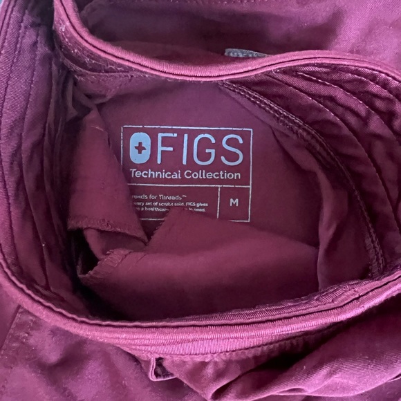 FIGS Scrub Sets Bundle - Picture 6 of 12